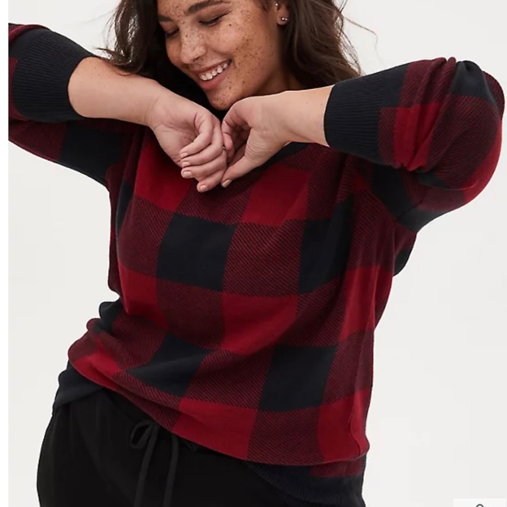 DARK RED & BLACK PLAID COTTON PULLOVER SWEATER